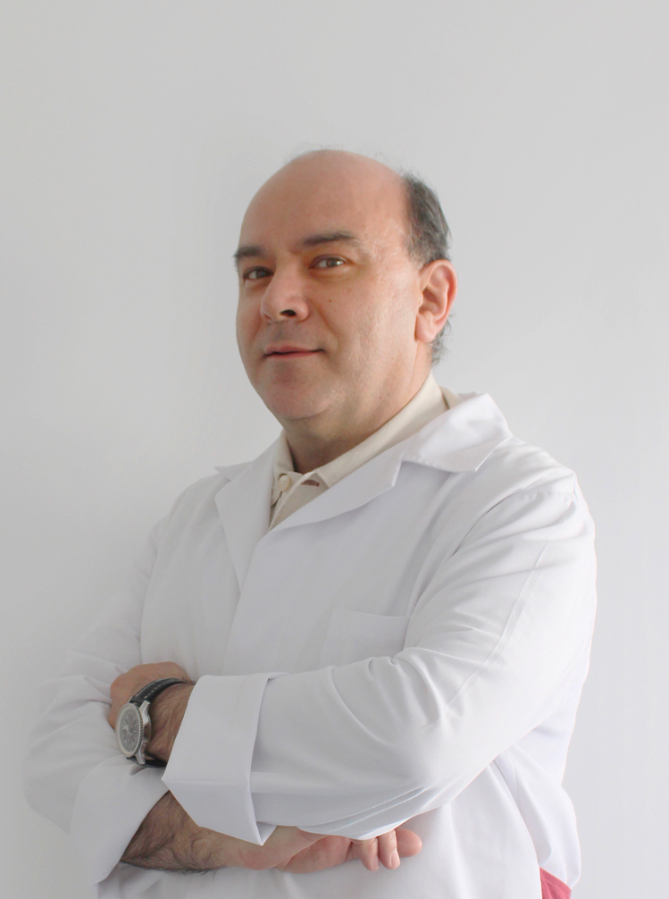 Dr. Henrique Oliveira