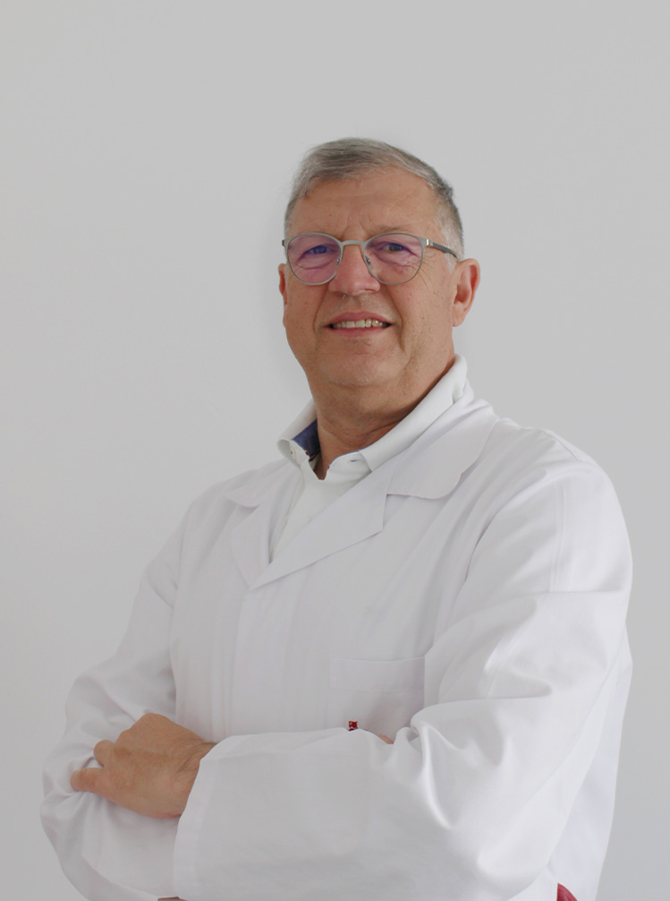 Dr. Vítor Cainé